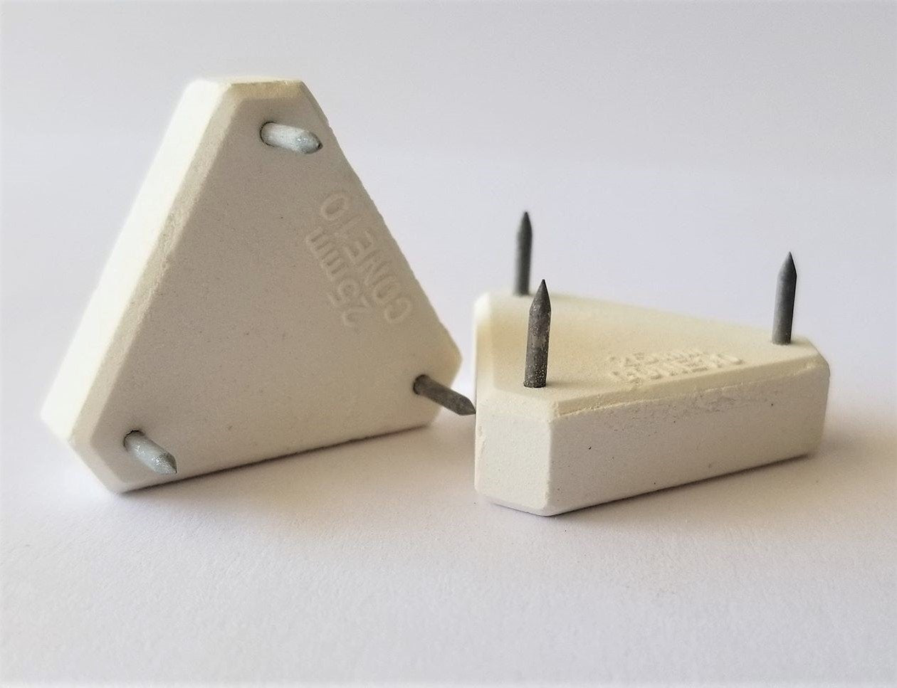 25 mm metal 3-point stilt